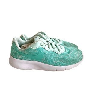 Girls Nike Sneakers